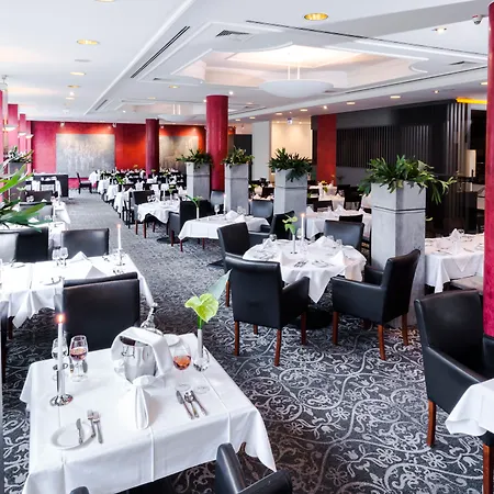 Hotel Dorint An Den Westfalenhallen 4*