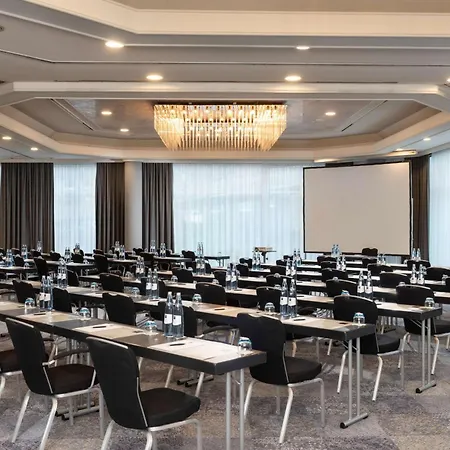 Dorint An Den Westfalenhallen 4*