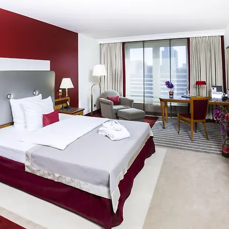Hotel Dorint An Den Westfalenhallen 4*