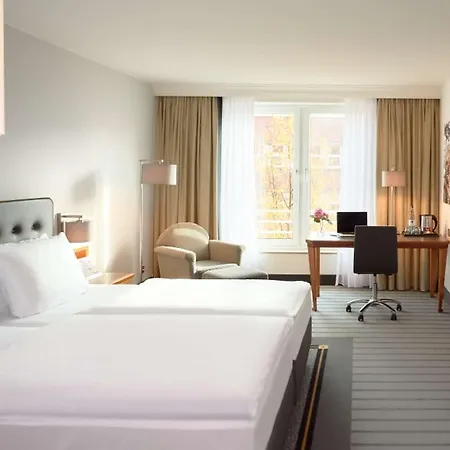 Hotel Dorint An Den Westfalenhallen 4*