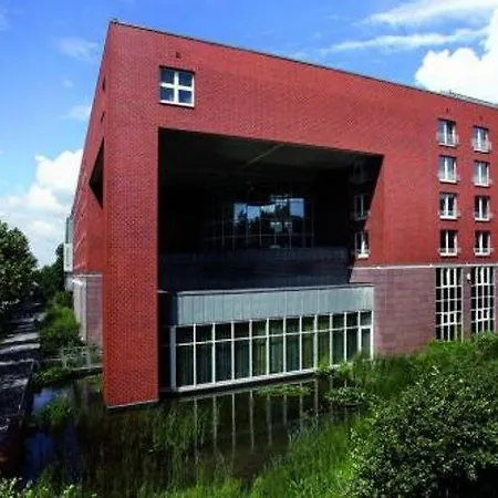 فندق Dorint An Den Westfalenhallen 4*